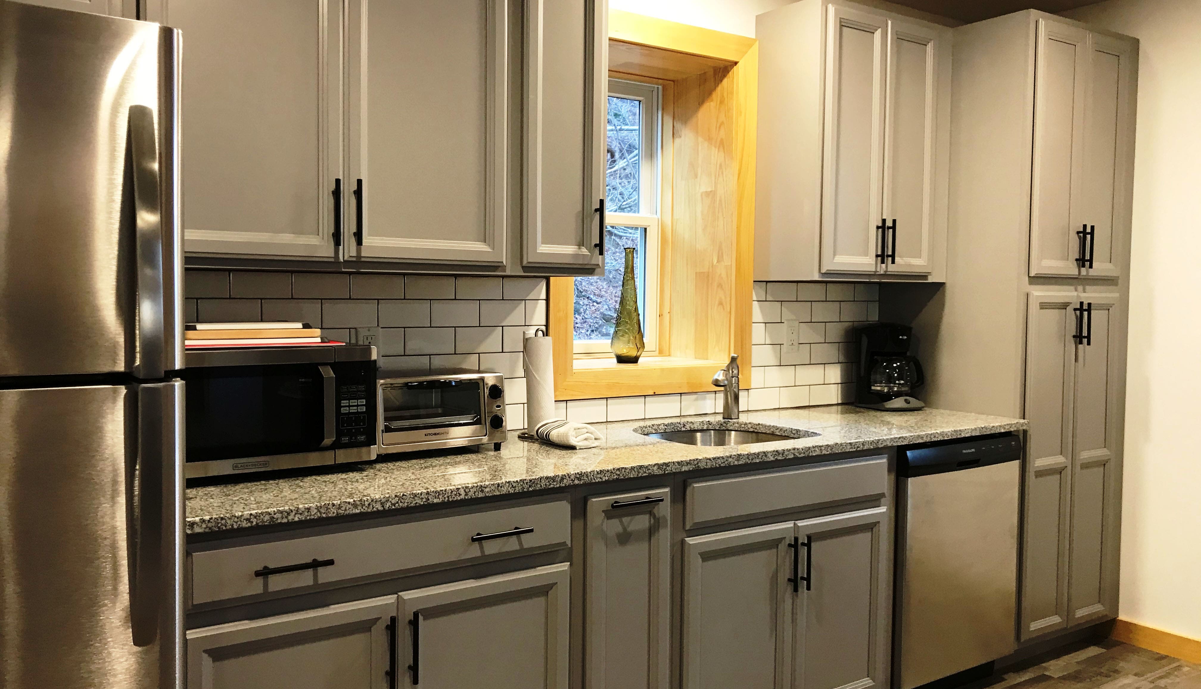 All new and fully equipped kitchen!