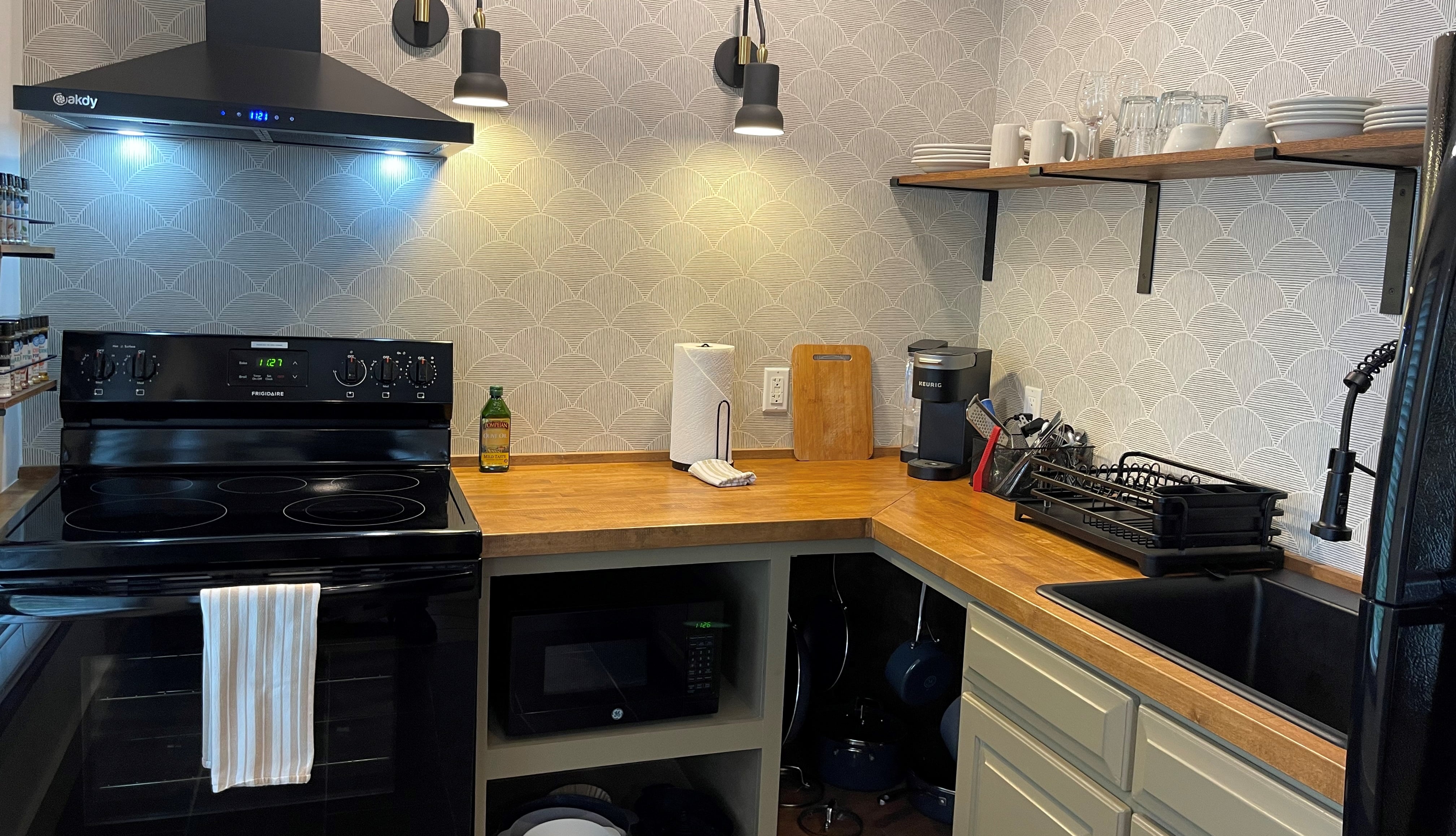 Updated kitchen appliances!
